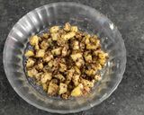 A picture of step 3 of Bihari Samosha.