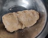A picture of step 2 of Bhakri (Gujarati Flatbread).