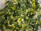 Buñuelos de acelga y zapallito verde