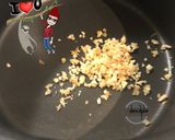 A picture of step 2 of 5 Ingredients DinnerCrab&Corn soup.