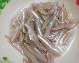 Hình bước làm 1 của món Cá cơm chiên nước mắm