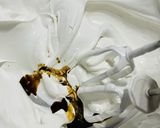 Foto langkah ke 3 dari resep Es Krim Santan Rasa Kopi.