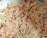 A picture of step 1 of Kothu Chapati.