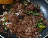 ராகி சேமியா (காரம்) (Raagi semiya recipe in ntamil) ரெசிபி ஸ்டேப் 5 புகைப்படம்