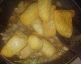 Foto langkah ke 4 dari resep Sambel Goreng Kentang, Tahu, Krecek dan Koyor.