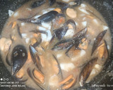 Foto del paso 6 de la receta: Sepia y mejillones a la donostiarra 😹😹