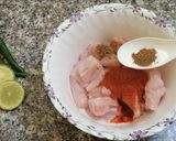 A picture of step 5 of Chicken tandoori tikka boti in frying pan.