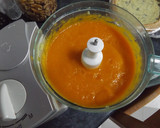 Foto del paso 3 de la receta: Crema especiada de otoño de calabaza y zanahorias