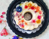 Foto langkah ke 5 dari resep Puding Coklat Susu Edible Flower.