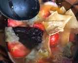 Foto del paso 3 de la receta: Sopa de tortilla