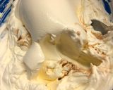 Foto del paso 2 de la receta: Tiramisú Súper Fácil sin huevos