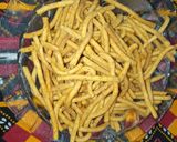તીખાં ગાંઠિયા (Tikha Ganthiya Recipe In Gujarati) રેસીપી સ્ટેપ2ફોટો