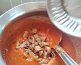 A picture of step 5 of Mushroom peas masala.
