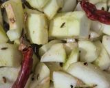 कच्चे आम का गुरम्मा (कच्चे आम की फटाफट सब्जी) रेसिपी चरण 2 फोटो