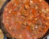 A picture of step 4 of Sausages and Mushrooms Pasta.