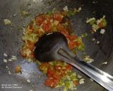 A picture of step 2 of Creamy White Sauce Pasta.