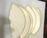 Foto del paso 7 de la receta: Calabacines rellenos con gratinado de queso de oveja y salsa de pimientos del piquillo