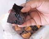 Foto langkah ke 7 dari resep Chocolate Mochi Cake.