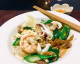 A picture of step 3 of Pad See Ew with Seafood.