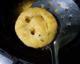 A picture of step 9 of Smiley Potato.