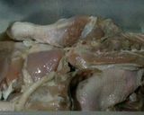 Foto langkah ke 1 dari resep Ayam goreng tepung keriting.
