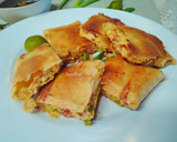 Foto langkah ke 5 dari resep Martabak Telur Rumahan.