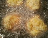 A picture of step 11 of Fried Mac and Cheese Balls.