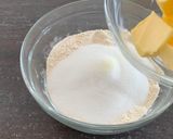 A picture of step 1 of Pastiera Napoletana.