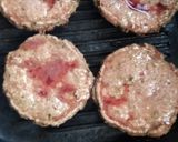 Foto del paso 4 de la receta: Hamburguesa carne vacuna casera solo con condimentos