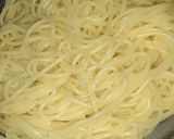 A picture of step 1 of Instant hakka noodles.