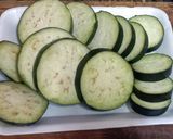 Foto del paso 1 de la receta: Berenjena N°2 🍆 🤩 🥳