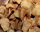 Homemade potato chips recipe step 3 photo