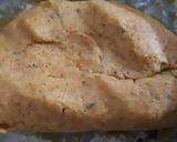 A picture of step 2 of Besani Masala Puri.