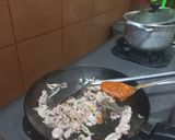 Foto langkah ke 7 dari resep Pizza Roti Bakar Topping Beef Slice Bolognese.