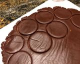 Foto do passo 6 de Alfajores de chocolate (quase Havanna)