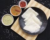 A picture of step 4 of Neer Dosa.