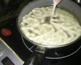 चावल के आटे की जलेबी (chawal ke aate ki jalebi recipe in Hindi) रेसिपी चरण 2 फोटो