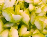 Hình bước làm 1 của món Lòng vịt xào bí xanh Bắc