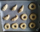 Foto del passaggio 6 della ricetta Ciambelle morbidissime al forno