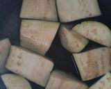 Gambar langkah 2 resipi Masak Lemak Bayam Merah Bersama Terung Ungu.