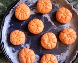 A picture of step 4 of Orange cookies.