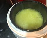 Hình bước làm 5 của món Gà xé trộn rau răm