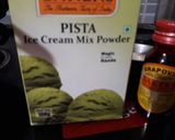 A picture of step 8 of Pista Rose Icecream.
