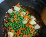 A picture of step 2 of Veg paneer biryani.