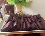 Foto langkah ke 6 dari resep Bolu ketan item kukus.