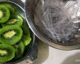 கிவி டபுள் டக்கர் (Kiwi double tukker recipe in tamil) ரெசிபி ஸ்டேப் 2 புகைப்படம்