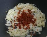 Foto del paso 5 de la receta: Arroz con pollo desmenuzado (plato principal)