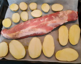 Foto del paso 1 de la receta: Churrasco de cerdo al vino y patatas doradas con ketchup