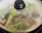 A picture of step 1 of 💚 Sautéed Shiitake Mushrooms and Asparagus with Light Cream (Vegetarian Dish).