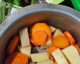 Foto langkah ke 3 dari resep Isi Piringku - Ayam Sambal dan Sop Sayur.